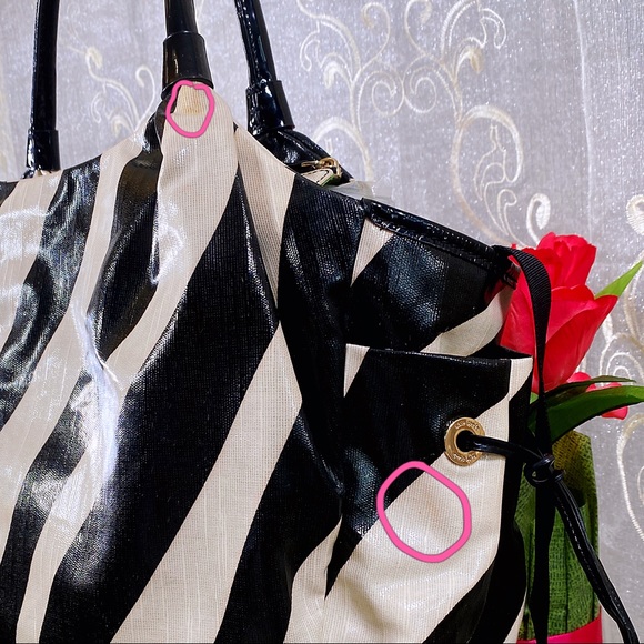 KATE♠️SPADE Baby Zebra Stevie Large New Diaper Pad Bag L EUC - Picture 6 of 16